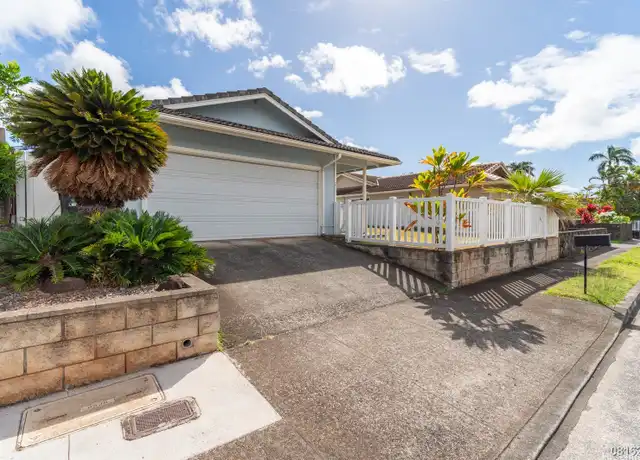 Property at 211 Akiohala St, Kailua, HI, 96734, 3 beds, 2 baths, [object Object]