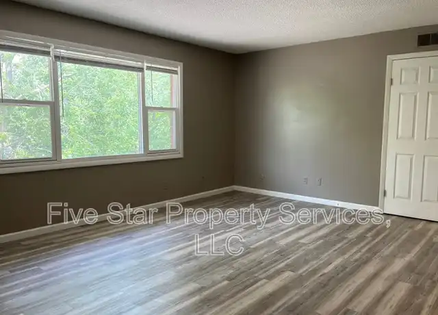 Property at 201 W Allen St Unit 313, Springfield, IL, 62704, 2 beds, 1 bath, [object Object]