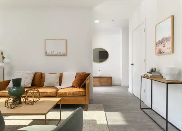 Property at 1008 W Madison St Unit 1408S, Chicago, IL, 60607, 1 bed, 1 bath, [object Object]