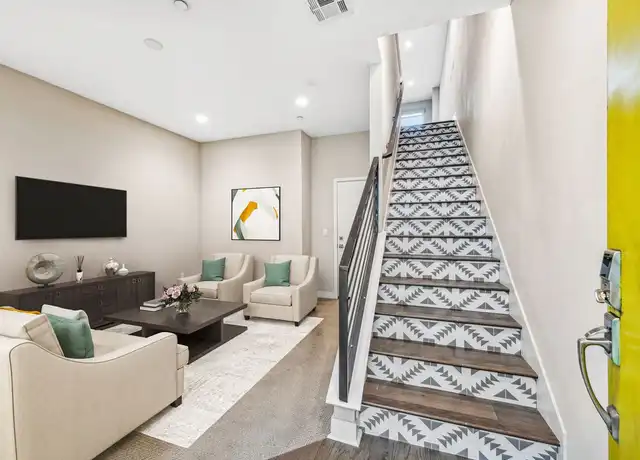 Property at 1805 16th St, Oakland, CA, 94607, 2 beds, 3 baths, [object Object]
