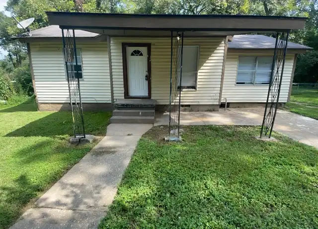 Property at 310 Creston Ave, Jackson, MS, 39212, 3 beds, 1 bath, [object Object]