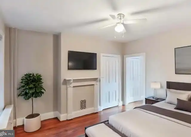 Property at 726 S 16th St, Philadelphia, PA, 19146, 6 beds, 2 baths, [object Object]