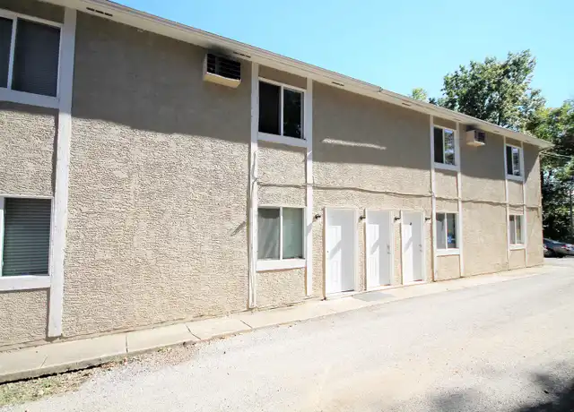 Property at 451 Alden Ave Unit 451-3, Columbus, OH, 43201, 2 beds, 1 bath, [object Object]