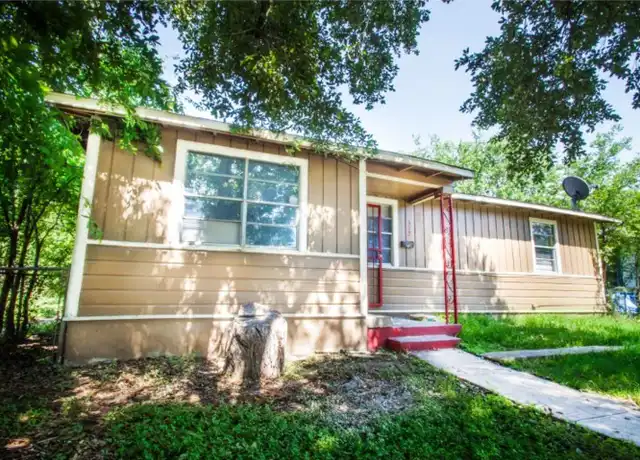 Property at 512 S Monumental St, San Antonio, TX, 78203, 3 beds, 2 baths, [object Object]