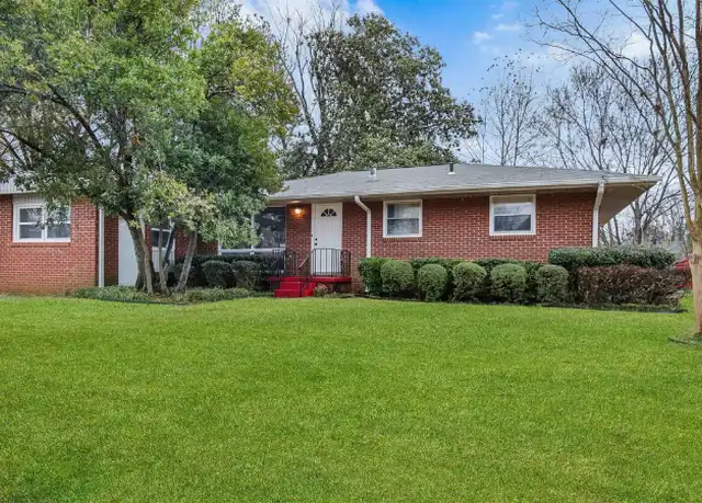 Property at 404 Ewing St NW Unit 4, Huntsville, AL, 35805, 1 bed, 1 bath, [object Object]