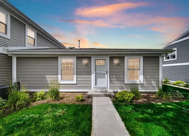 Property at 323 Somerset Ln #323, Vernon Hills, IL, 60061, 2 beds, 1 bath, [object Object]
