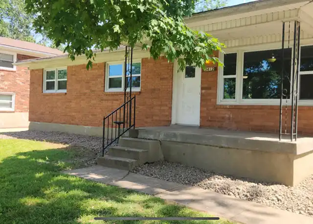 Property at 3412 Winnland Dr, Louisville, KY, 40219, 3 beds, 2 baths, [object Object]