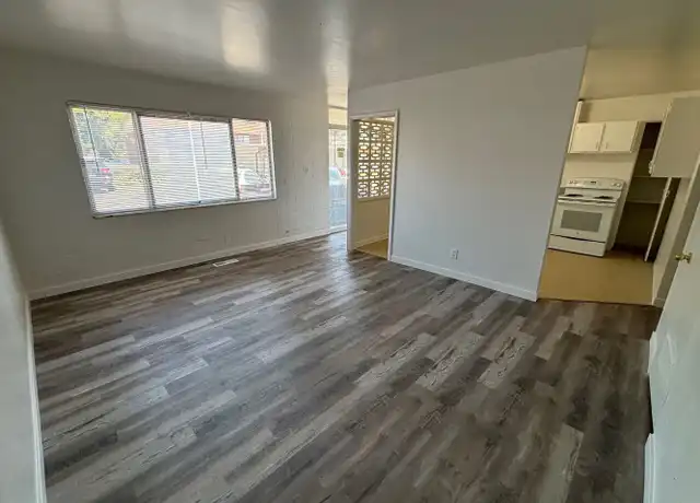 Property at 171 E 4500 S Unit 7, Murray, UT, 84107, 2 beds, 1 bath, [object Object]