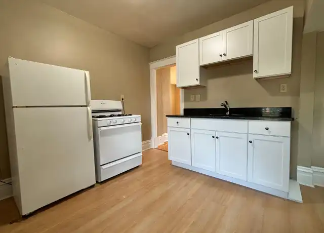 Property at 5016 Xerxes Ave S Unit 2, Minneapolis, MN, 55410, 1 bed, 1 bath, [object Object]