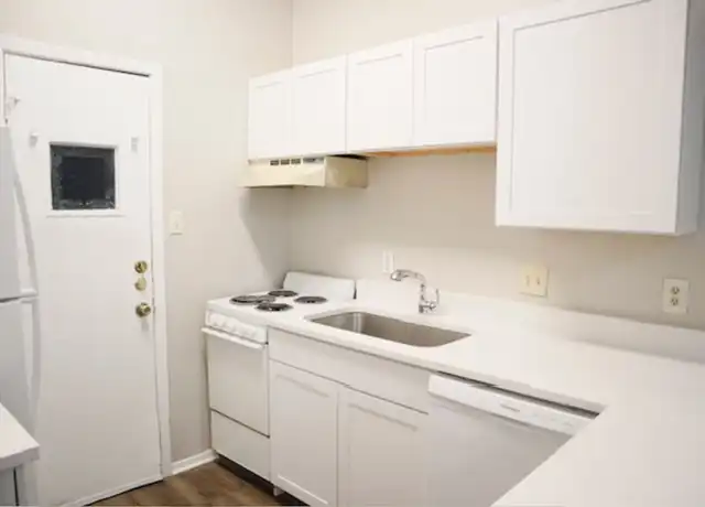 Property at 4608 Bennett Ave Unit 202, Austin, TX, 78751, 1 bed, 1 bath, [object Object]