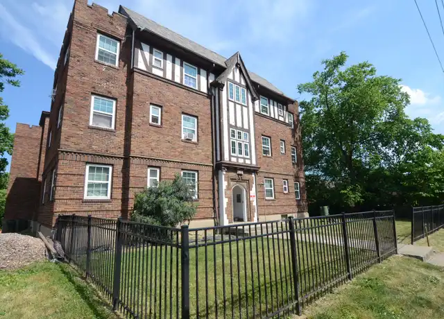 Property at 2532 Highland Ave Unit 05, Cincinnati, OH, 45219, 1 bed, 1 bath, [object Object]