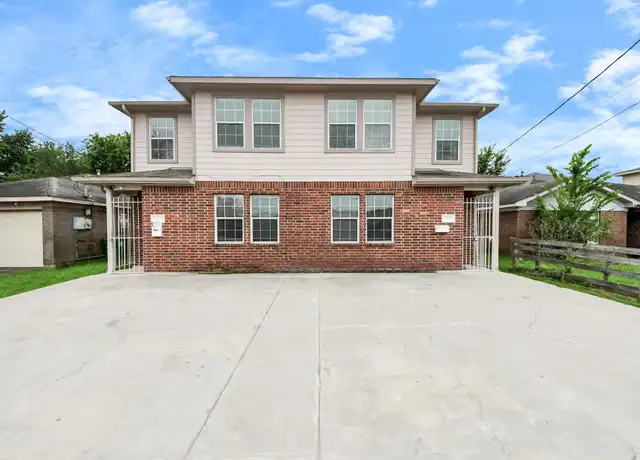 Property at 3738 Lehall St Unit B, Houston, TX, 77021, 4 beds, 2.5 baths, [object Object]