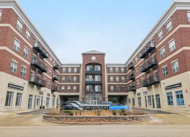 Property at 10 N Lake St #307, Grayslake, IL, 60030, 2 beds, 2 baths, [object Object]