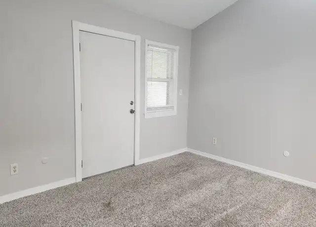 Property at 2530 Macomb Ave Unit 7, Sioux City, IA, 51106, 1 bed, 1 bath, [object Object]