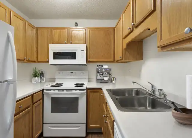 Property at Pebblebrook Court - 9851 Harrison Rd, Bloomington, MN, 55437, 2 beds, 1 bath, [object Object]