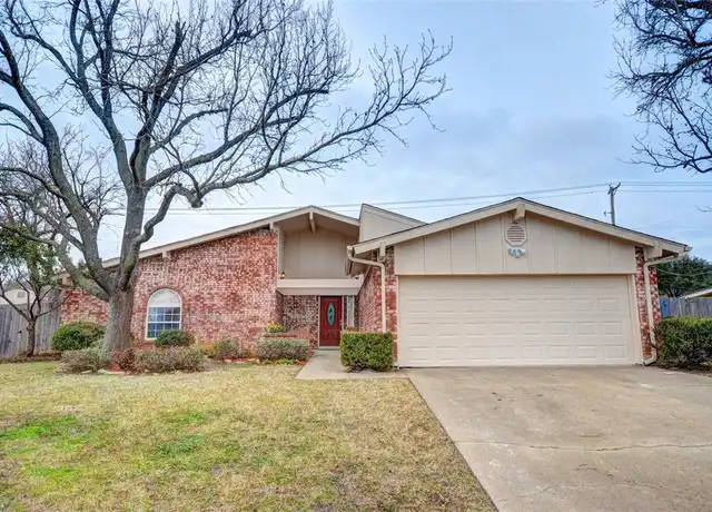 Property at 757 Aspen Ct, Hurst, TX, 76054, 3 beds, 2 baths, [object Object]