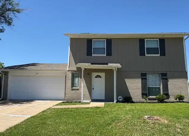 Property at 903 Cherrywood Trl, Mesquite, TX, 75149, 3 beds, 2.5 baths, [object Object]