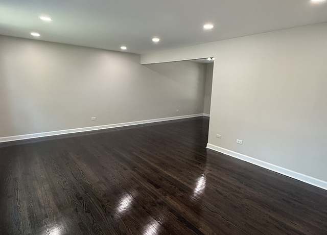 Photo of 17140 University Ave, South Holland, IL 60473