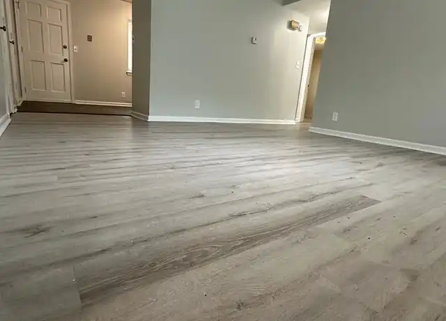 Property at 3340 Pinewood Ave Unit B, Chattanooga, TN, 37411, 2 beds, 1 bath, [object Object]
