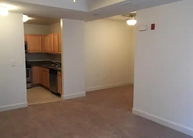 Property at 515 W Franklin St Unit 4-0105, Richmond, VA, 23220, 2 beds, 2 baths, [object Object]