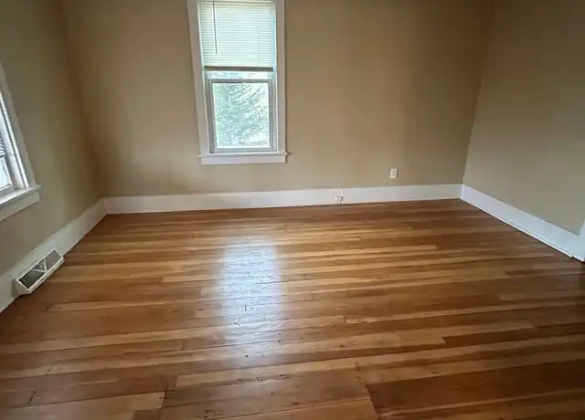 Property at 201 McLean Ave Unit 201, Tomah, WI, 54660, 2 beds, 1 bath, [object Object]