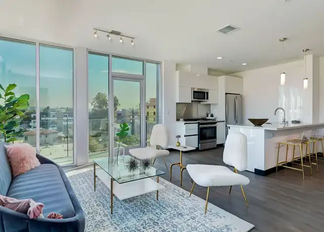 Property at Qwil Apartments - 525 N Wilton Pl, Los Angeles, CA, 90004, 2 beds, 2 baths, [object Object]