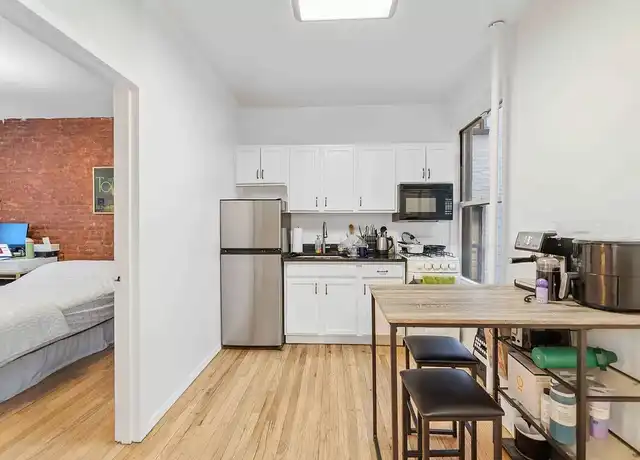 Property at 444 W 58th St, New York, NY, 10019, 2 beds, 1 bath, [object Object]