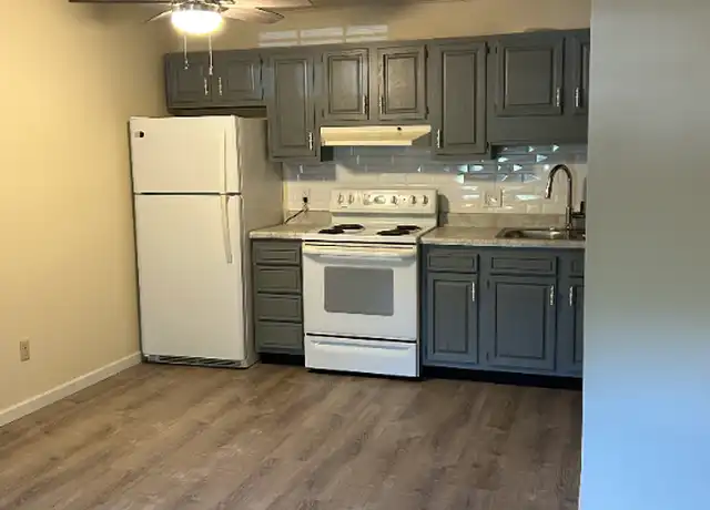 Property at 300 Wood St Unit E7, Mansfield, OH, 44903, 1 bed, 1 bath, [object Object]
