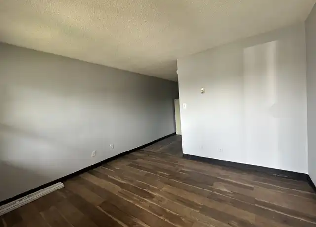 Property at 1121 Hutton St Unit 2, Winston-Salem, NC, 27103, 1 bed, 1 bath, [object Object]