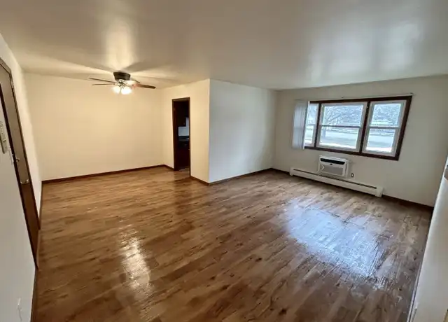 Property at 601-605 W Briar Ln Unit 105, Green Bay, WI, 54301, 2 beds, 1 bath, [object Object]