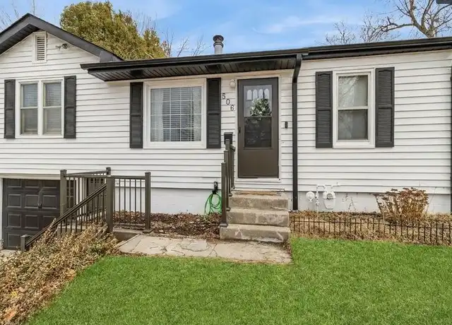 Property at 506 E 21st St S, Newton, IA, 50208, 3 beds, 2 baths, [object Object]