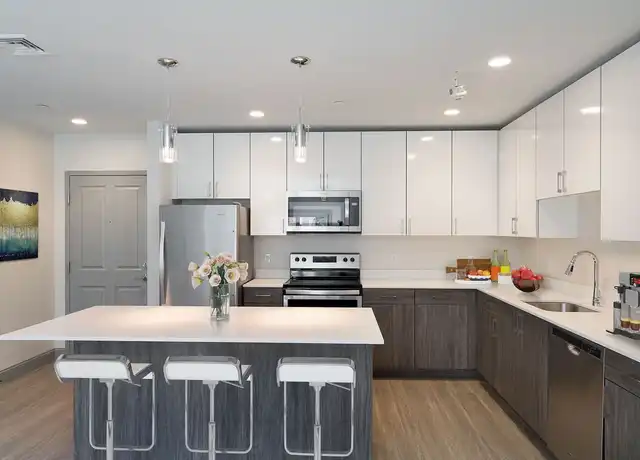 Property at 735 Truman Apartments - 735 Truman Hwy, Hyde Park, MA, 02136, 1 bed, 1 bath, [object Object]