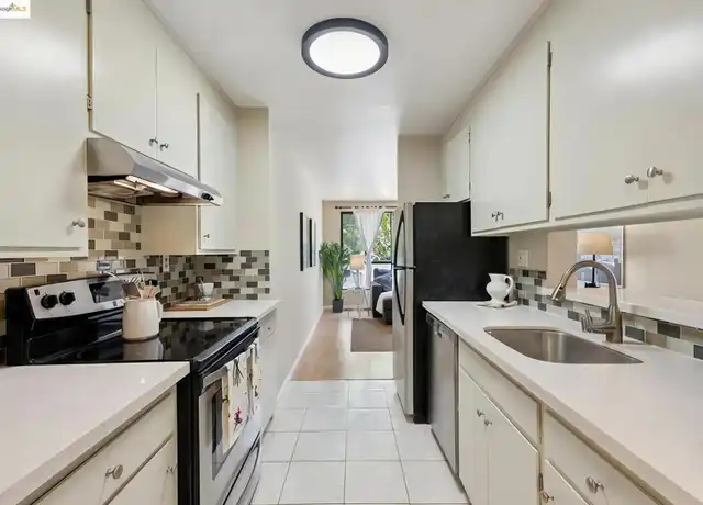 Property at 2632 Warring St Unit 61F, Berkeley, CA, 94704, 1 bed, 1.5 baths, [object Object]