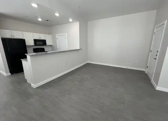 Property at 11 N 2nd St Unit 1101, Temple, TX, 76501, 1 bed, 1 bath, [object Object]