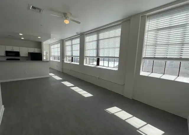 Property at 11 N 2nd St Unit 1101, Temple, TX, 76501, 1 bed, 1 bath, [object Object]