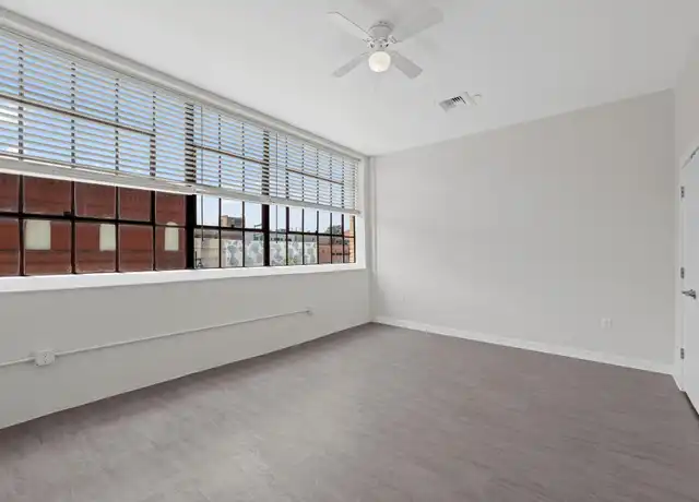 Property at 11 N 2nd St Unit 1101, Temple, TX, 76501, 1 bed, 1 bath, [object Object]