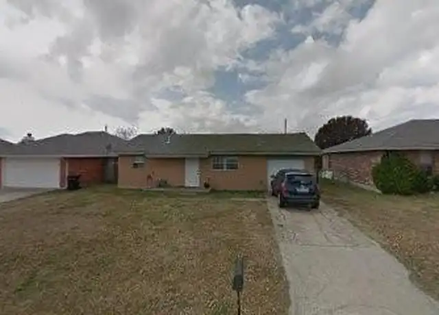 Property at 1521 N Southminster St, Moore, OK, 73160, 3 beds, 1 bath, [object Object]
