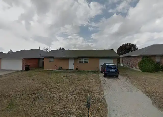Property at 1521 N Southminster St, Moore, OK, 73160, 3 beds, 1 bath, [object Object]