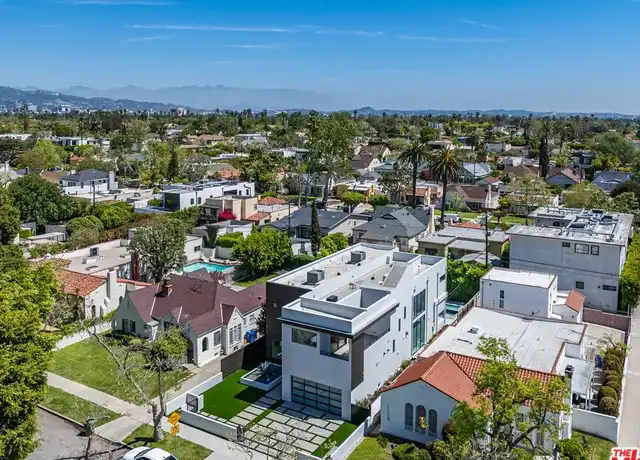 Property at 458 S Sycamore Ave, Los Angeles, CA, 90036, 5 beds, 5 baths, [object Object]