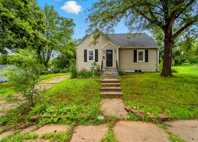 Property at 6 E 18th St, Atlantic, IA, 50022, 3 beds, 1 bath, [object Object]