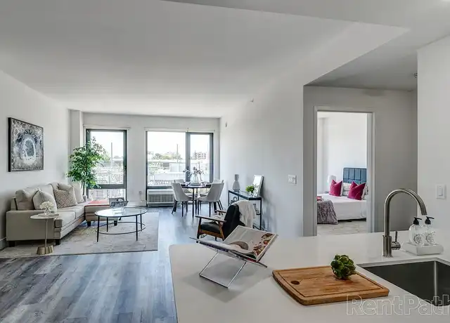 Property at 460 Grand St, Jersey City, NJ, 07302, 1-3 bed, 1-2 bath, [object Object]