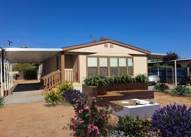 Property at 7125 N 68th Dr, Glendale, AZ, 85303, 3 beds, 2 baths, [object Object]