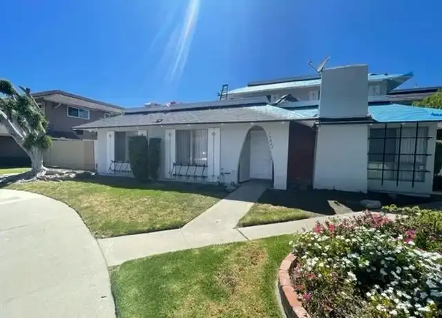 Property at 17061 Grove Cir Unit A, Huntington Beach, CA, 92647, 3 beds, 2 baths, [object Object]