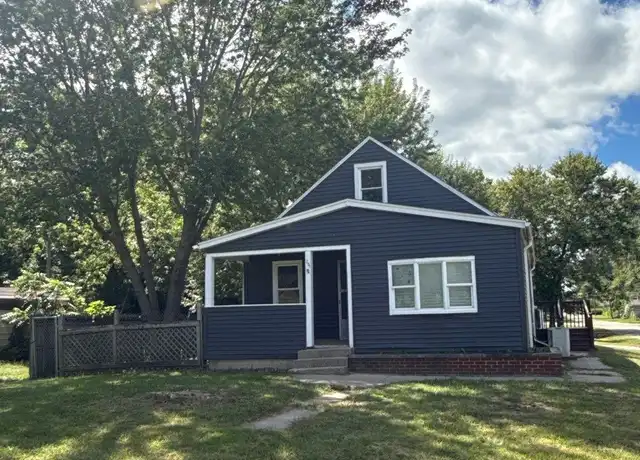 Property at 201 S Memorial Ave, Rockford, IL, 61102, 2 beds, 1 bath, [object Object]