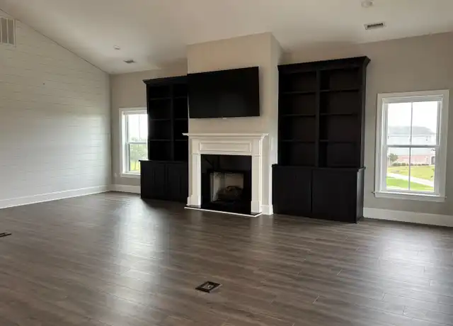 Property at 520 Cannonsgate Dr, Newport, NC, 28570, 4 beds, 3.5 baths, [object Object]
