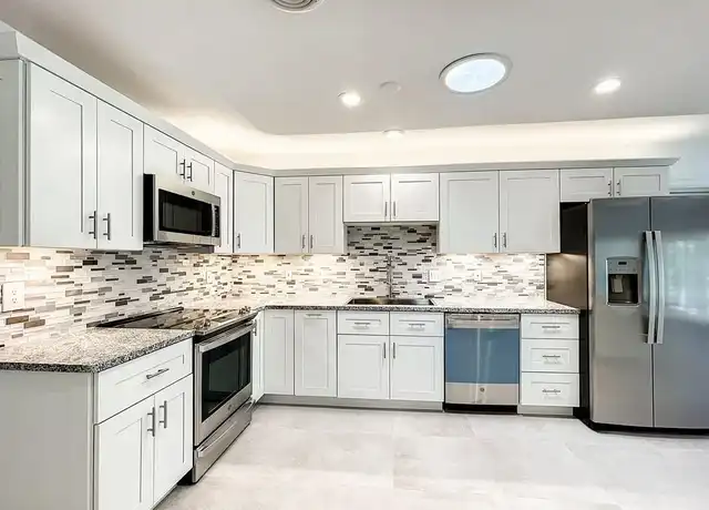 Property at 1545 3rd St S, Naples, FL, 34102, 3 beds, 3 baths, [object Object]