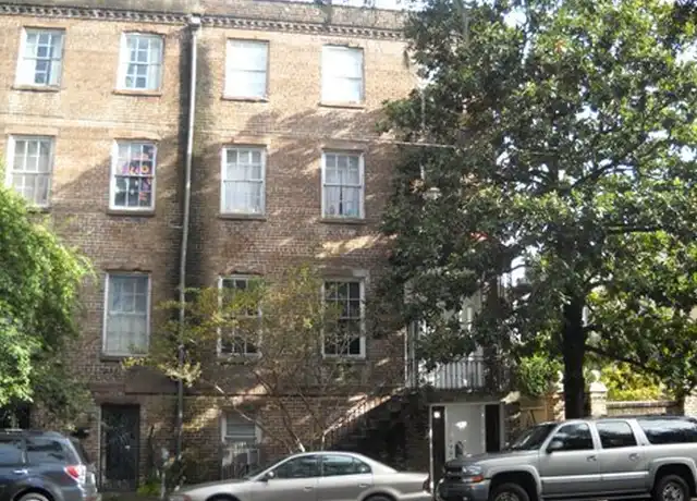 Property at 124 E Harris St, Savannah, GA, 31401, 2 beds, 1 bath, [object Object]