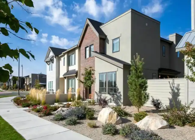Property at 4422 E Parkcenter Blvd, Boise, ID, 83716, 3 beds, 2.5 baths, [object Object]