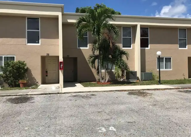 Property at 2800 Georgia Ave Unit C18, West Palm Beach, FL, 33405, 3 beds, 2.5 baths, [object Object]