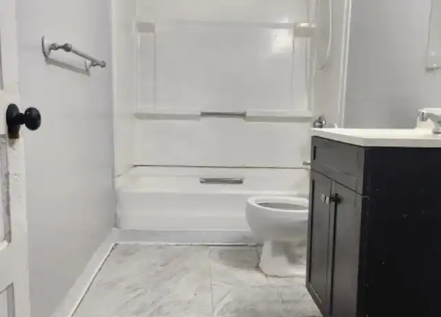 Property at 104 Norfolk St Unit 3, Worcester, MA, 01604, 1 bed, 1 bath, [object Object]